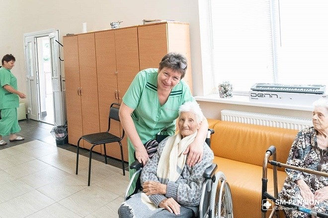 Достойная старость – частные дома для престарелых